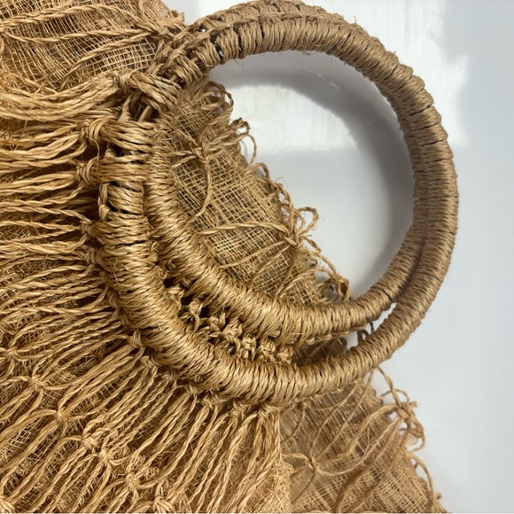 3 for $20 Handmade in the Philippines, straw lightweight beach bag - Picture 5 of 5